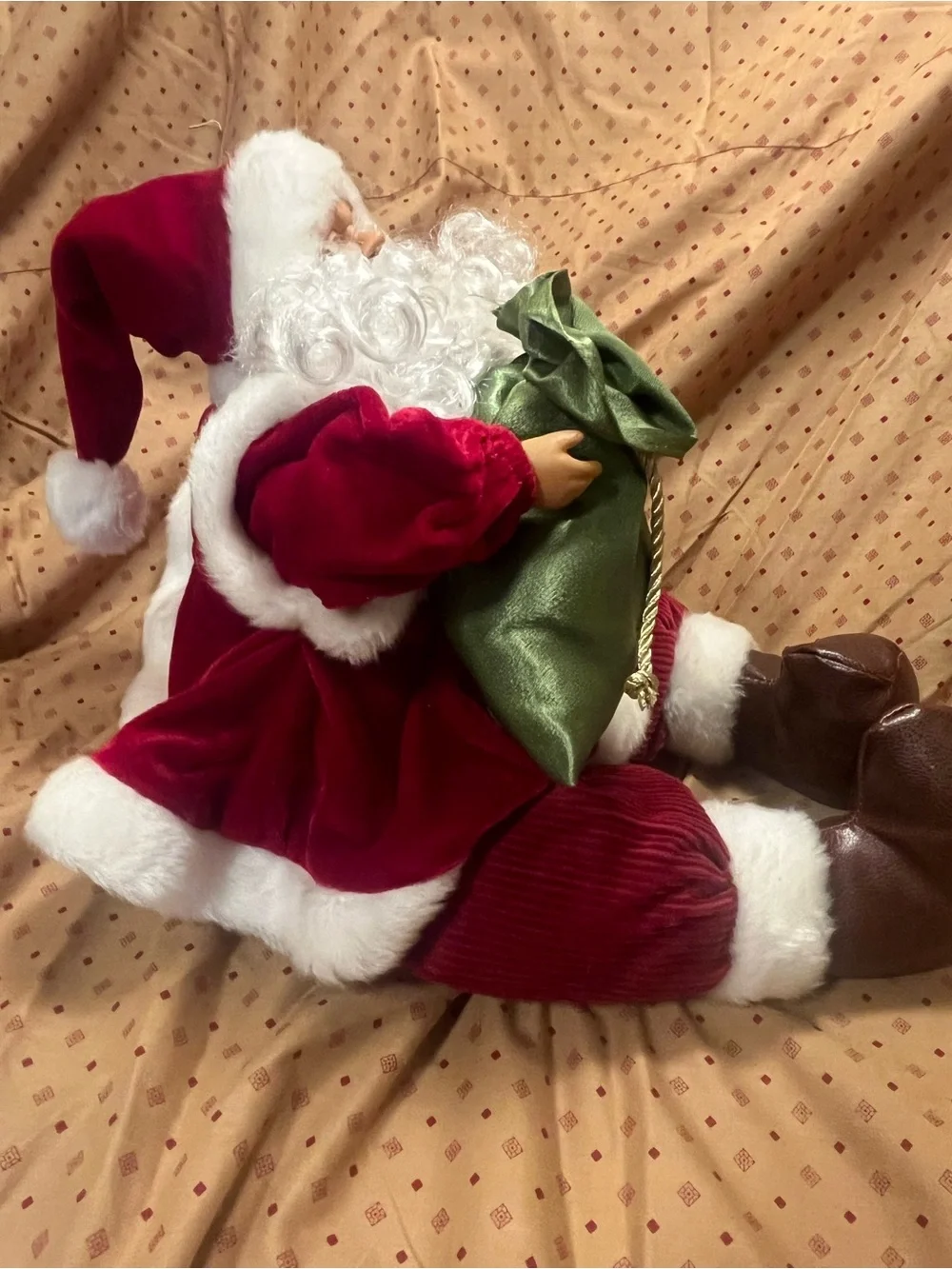 Red and Green Plush Santa Holiday Figurine 16 inches tall Sits On Shelf 1lb 7oz